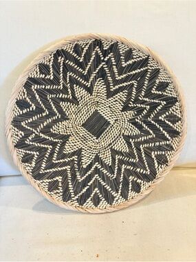 NEW African Woven Basket. Tonga people of Zambia 13” Across
